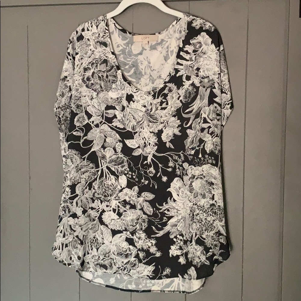 LOFT Scoop-neck Floral Blouse - L